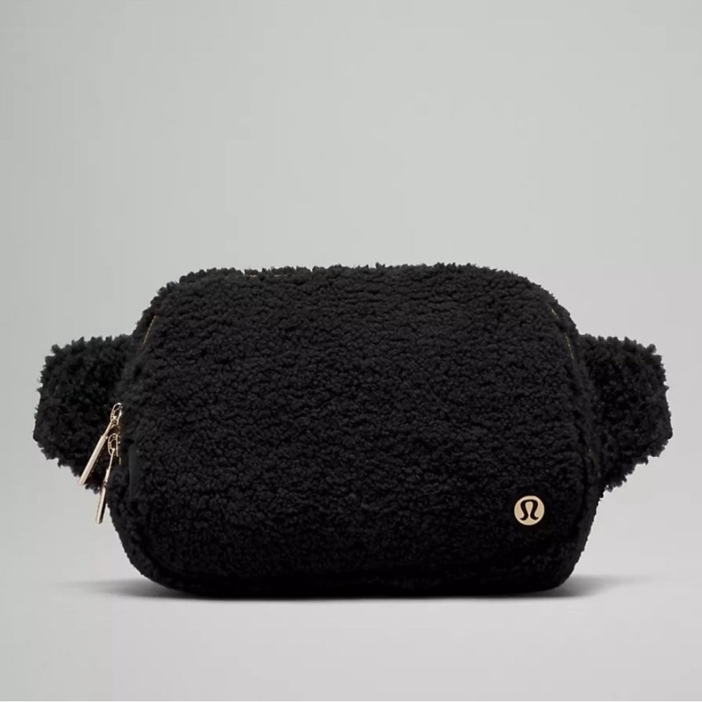 Fleece Lululemon Belt Bag Large 2L